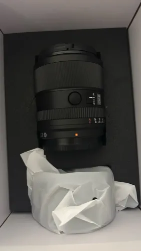 Lente Viltrox AF 85mm f/2.0 EVO para Sony E-Mount Full Frame