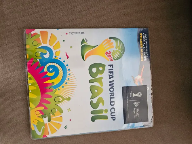 Álbum de figurinha - Completo_Copa do Mundo do Brasil 2014
