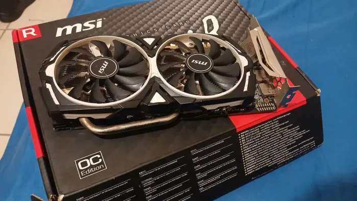 Placa de vídeo rx 570 (leia a descrição!!)