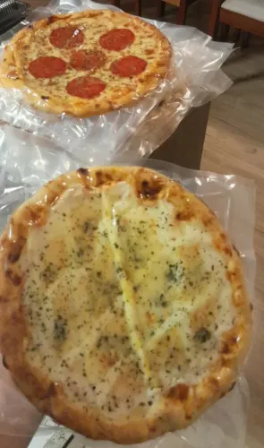 Pizza pré assada 30 centímetro por 10.99 no atacado 