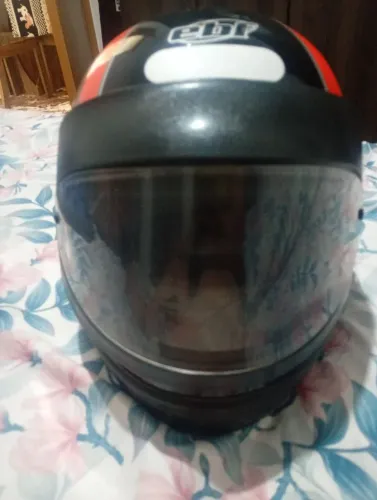 Capacete