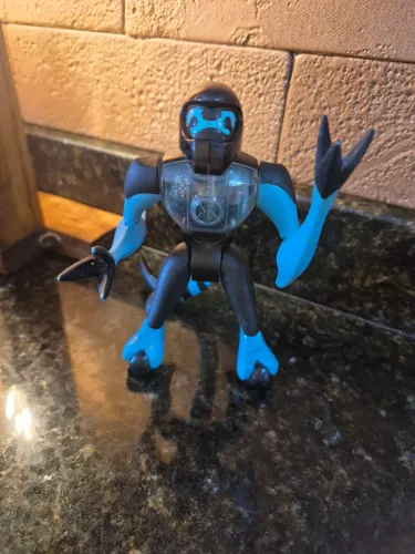 BONECO XLR8 BEN 10 COLEÇÃO DNA ALIEN HEROES BANDAI 2007 ORIGINAL