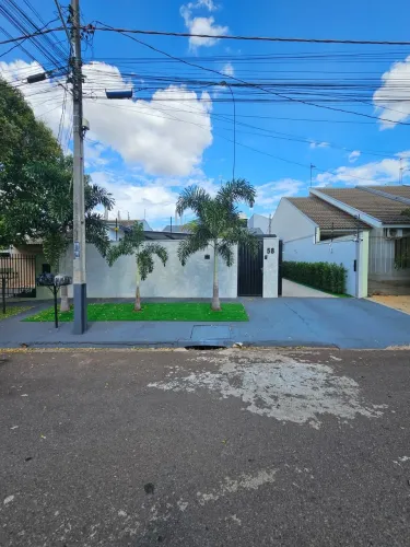Casa à venda em Loteamento Sumaré, Maringá-PR