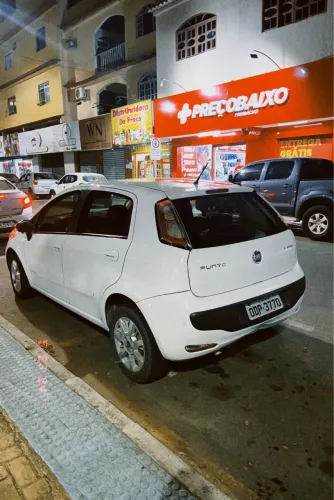 Fiat Punto Attractive 1.4 Fire Flex 8V 5P 2013