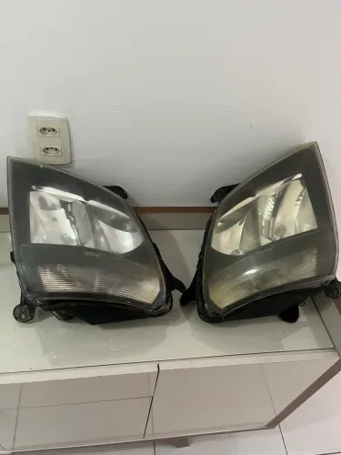 Farol meriva mascara negra PAR