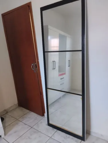 Vendo Guarda Roupas semi novo