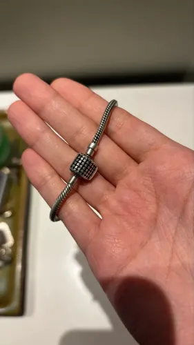 PULSEIRA VIVARA LIFE CRAVEJADA
