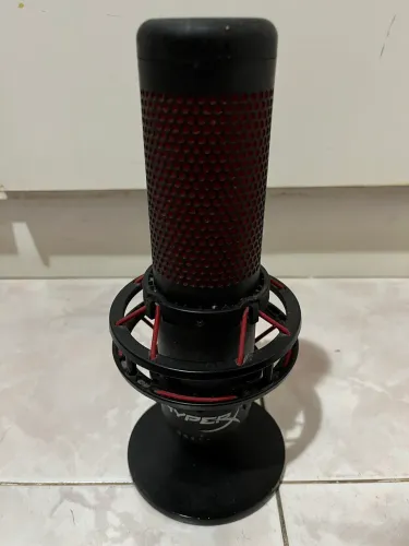 Microfone HyperX Quadcast - Usado