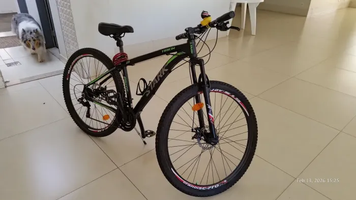 Bicicleta Aro 29, Shimano 24 marchas, alumínio com suspensão