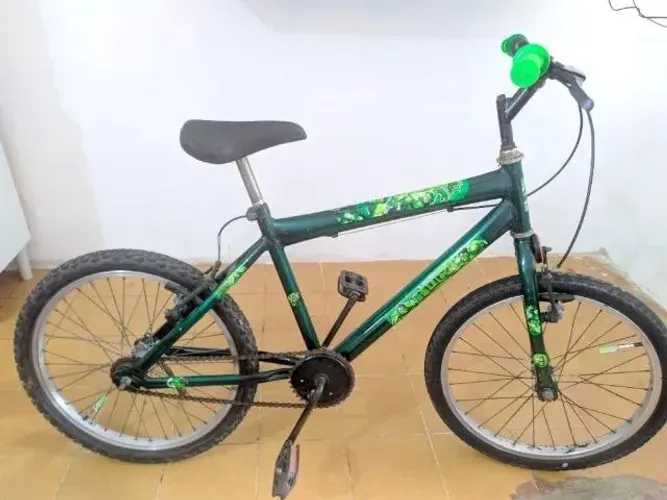 Bicicleta Infantil Aro 20 com Led Pneus