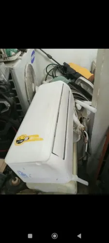 Ar condicionado 9 mil BTUs convencional usado s