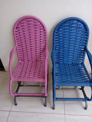 Cadeira de balanço infantil de fibra