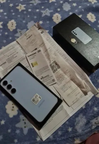 Estou vendendo pois preciso do dinheiro ele ta todo top. 6 meses de uso tem nota fiscal