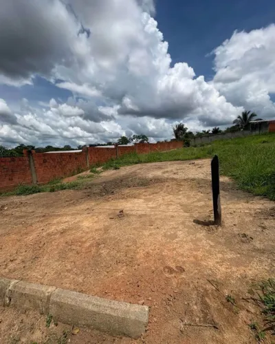 Terreno medindo 10x50