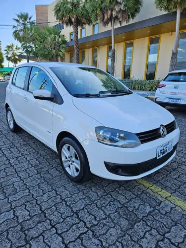 Volkswagen Fox 1.0 MI Total Flex 8V 5P 2014