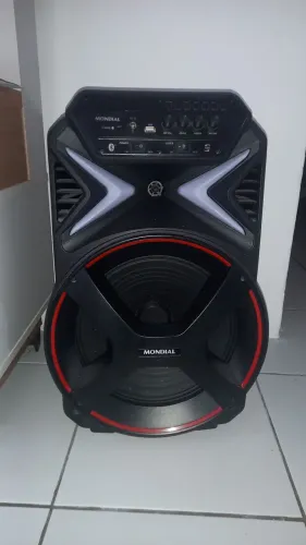 Caixa amplificadora de som mondial 400volts
