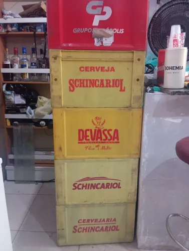 Grades com garrafas 600 ml