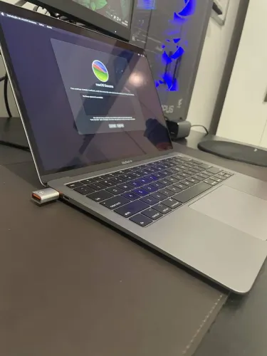 Macbook Air i5 13" 16/256GB - Excelente Estado