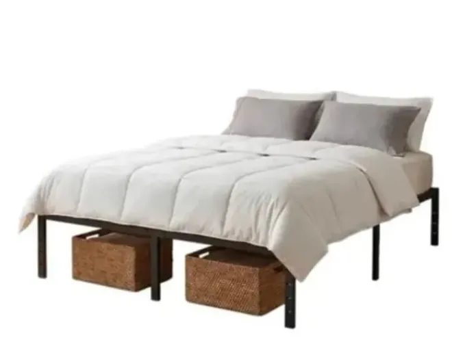 Cama Queen Size de Ferro, sem cabeceira