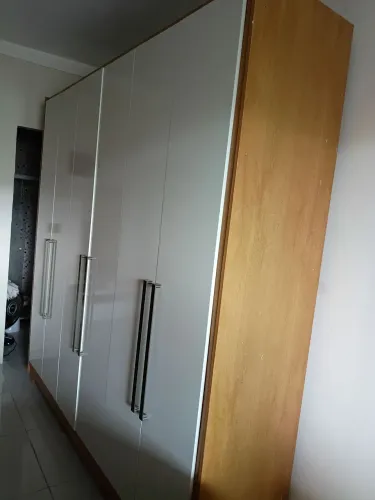 Venda guarda roupa