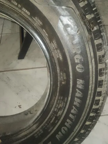 Pneu Goodyear Marathon recapado . (2 unidades).Para utilitários. Novo