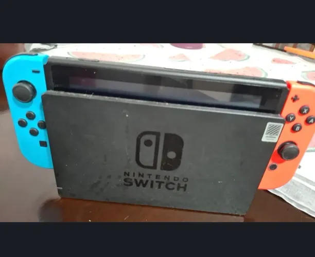Switch V2 32g bloqueado original