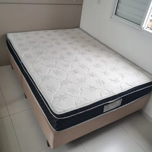 Colchão casal com box