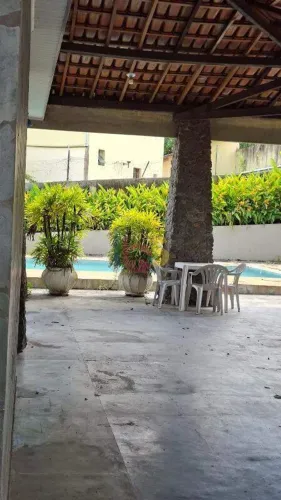 ALUGO CASA COM PISCINA EM CONDOMÍNIO ALTO PADRÃO EM ITABUNA-BA