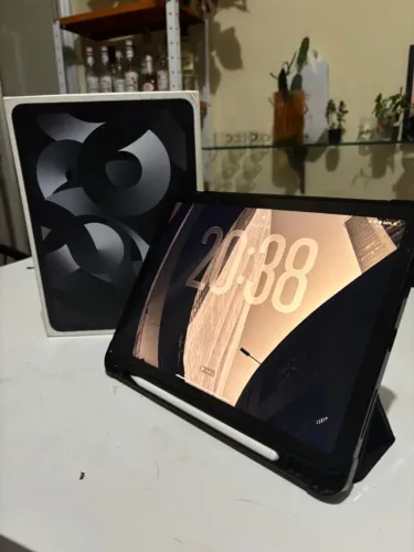 iPad Air 5ª geração com chip M1, Wi-Fi e 64 GB