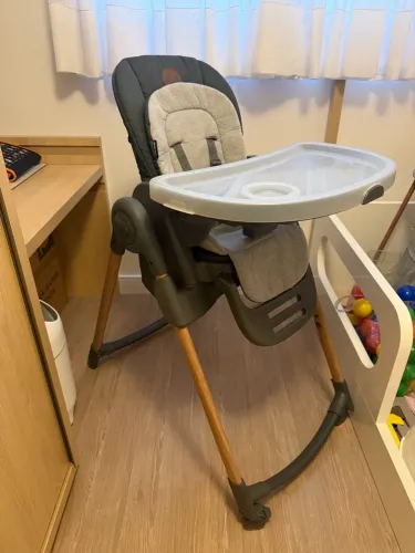 Cadeira de alimentação Maxi-cosi