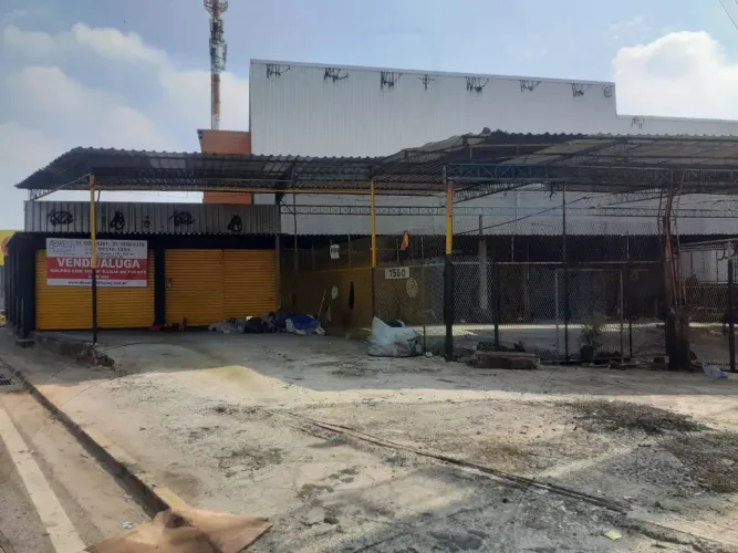 Ótimo galpão com 1655 metros quadrados em Centro - São João de Meriti - RJ