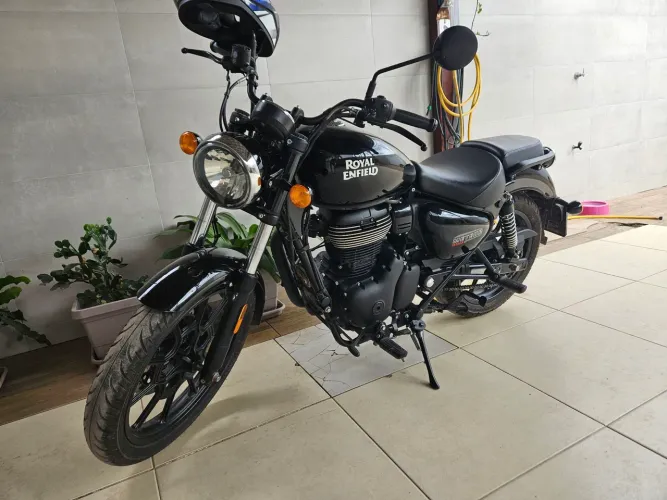 Royal Enfield Meteor 350 2025 - Troco
