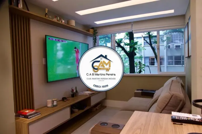 Apto lindo no Leblon ( 3 quartos, sendo 1 suíte ) 1 escritório  Rua Gen. Uquiza  Imóvel im