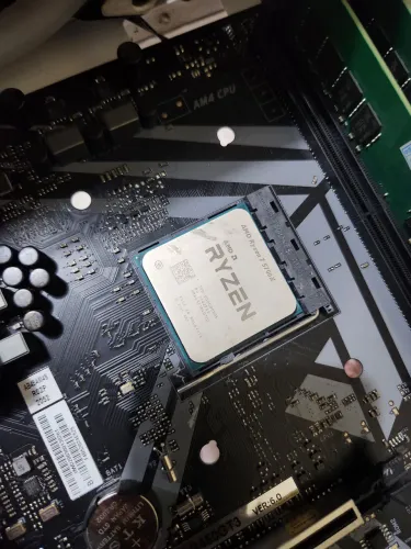 Ryzen 7 5700X