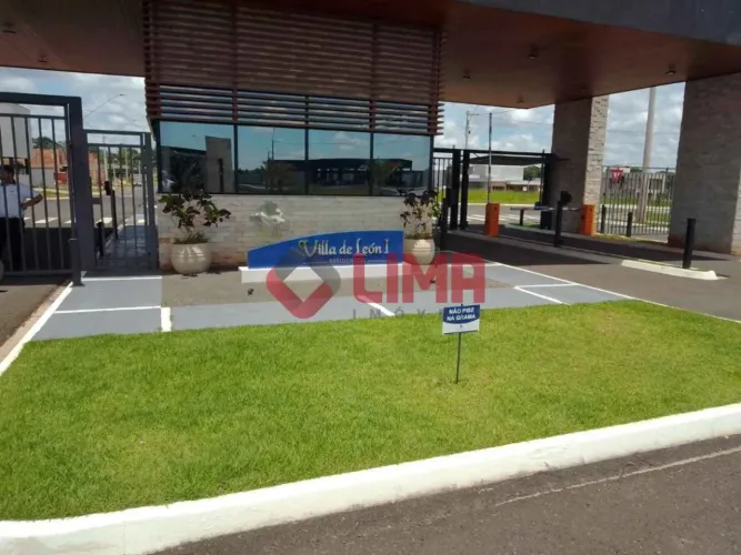 OPORTUNIDADECondominio Villa De Leon - Lote com 305,31m²