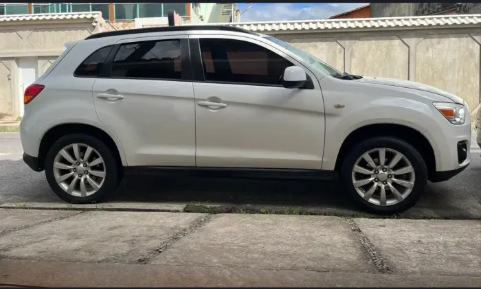 Mitsubishi ASX 2.0 16V 160cv Aut. 2014