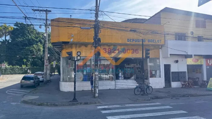 Área comercial com aproximadamente 720m² à venda no bairro Jardim Panorama  Ipatinga