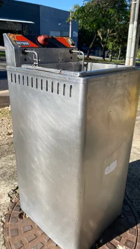 Fritador Elétrico Croydon 8000w 15 L água e óleo