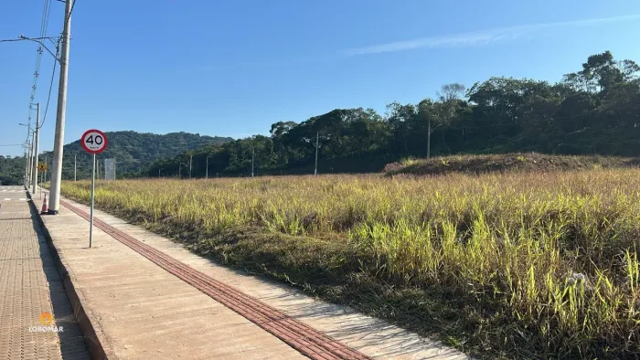 Terreno no Piçarras Park à venda por R$270.000,00 no Bairro Conceição, em Balneá