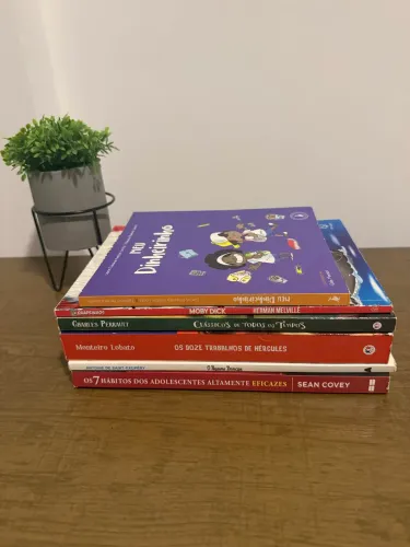 Oportunidade! Combo de livros só 40,00