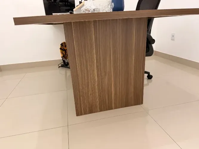 Mesa de reunião 4 lugares