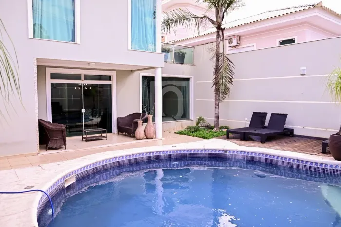 Casa Sobrado no Condomínio Residencial Village Vert em Sorocaba