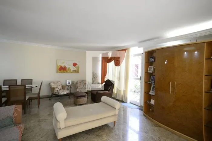 Casa à Venda - Vila Mariana, 3 Quartos, 250 m2