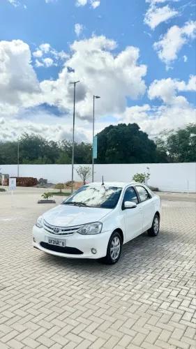 Toyota Etios XLS Sedan 1.5 Flex 16V 4P Mec. 2017