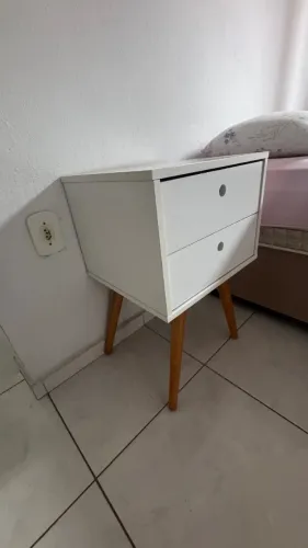 Mesa de cabeceira