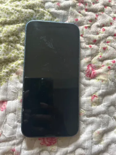 iPhone 13 azul