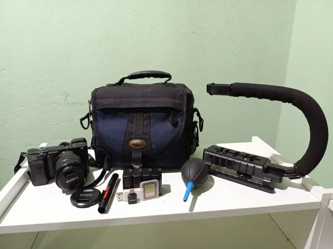 Kit Sony a6300 4K Profissional - Apenas 12k Cliques!  [VENDO/TROCO]