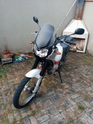 Tenere 250