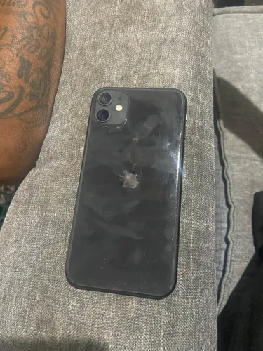 iPhone 11