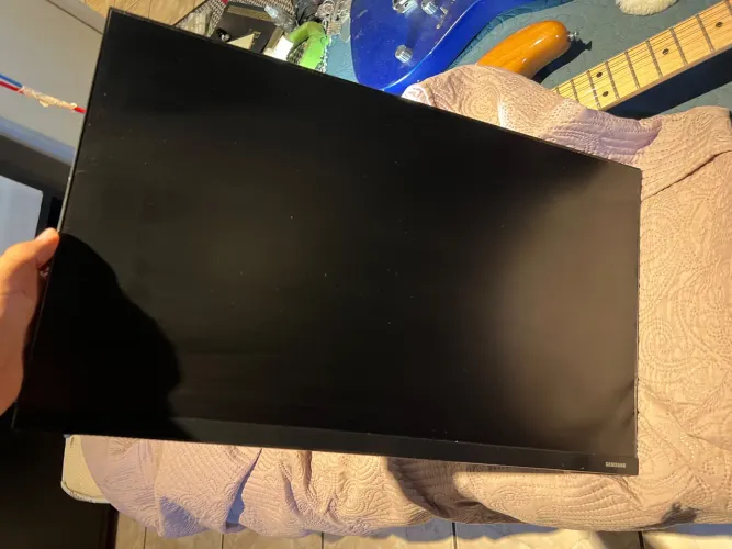 monitor samsung avaria